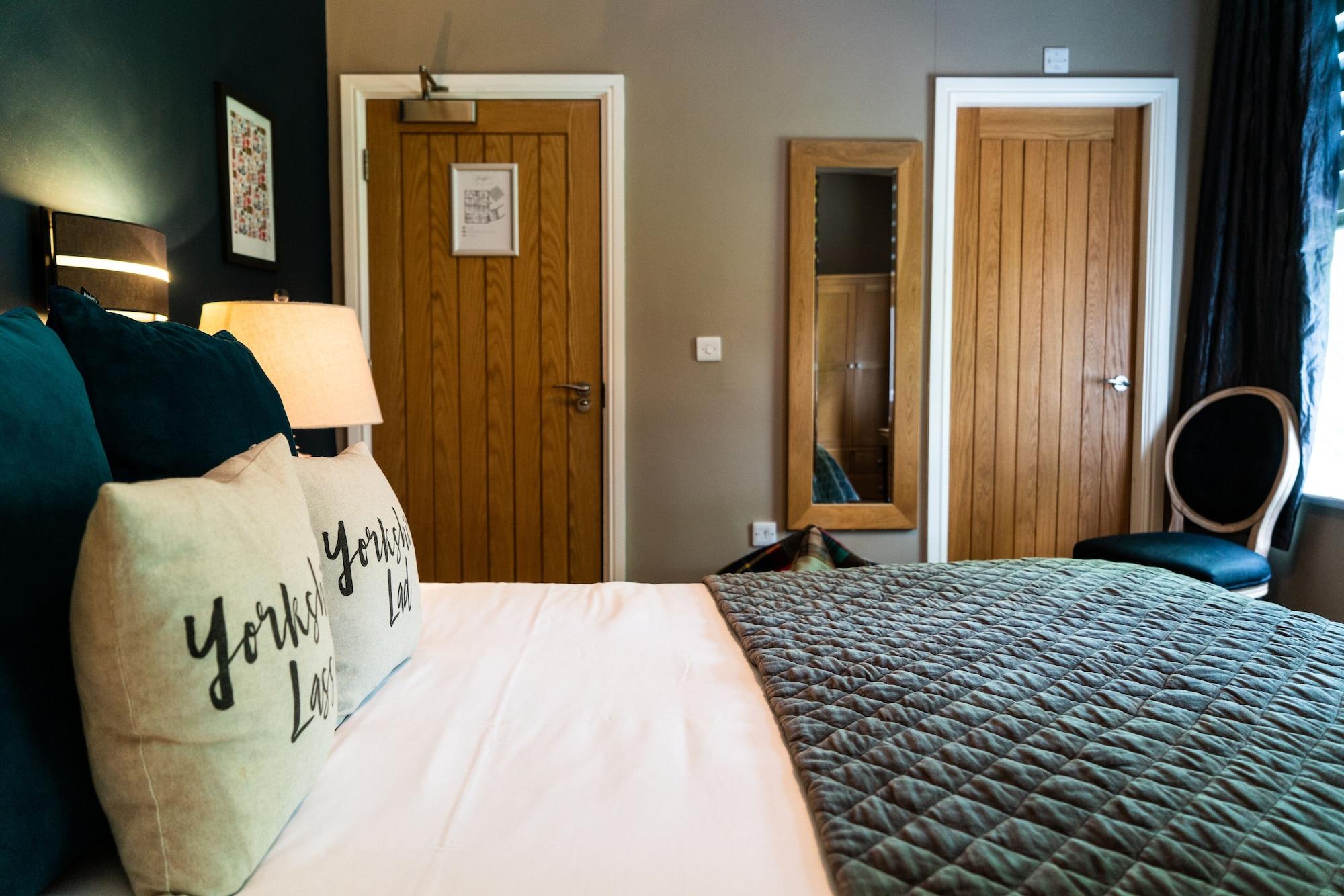 Grantham Arms Hotel โบโรห์บริดจ์ ภายนอก รูปภาพ